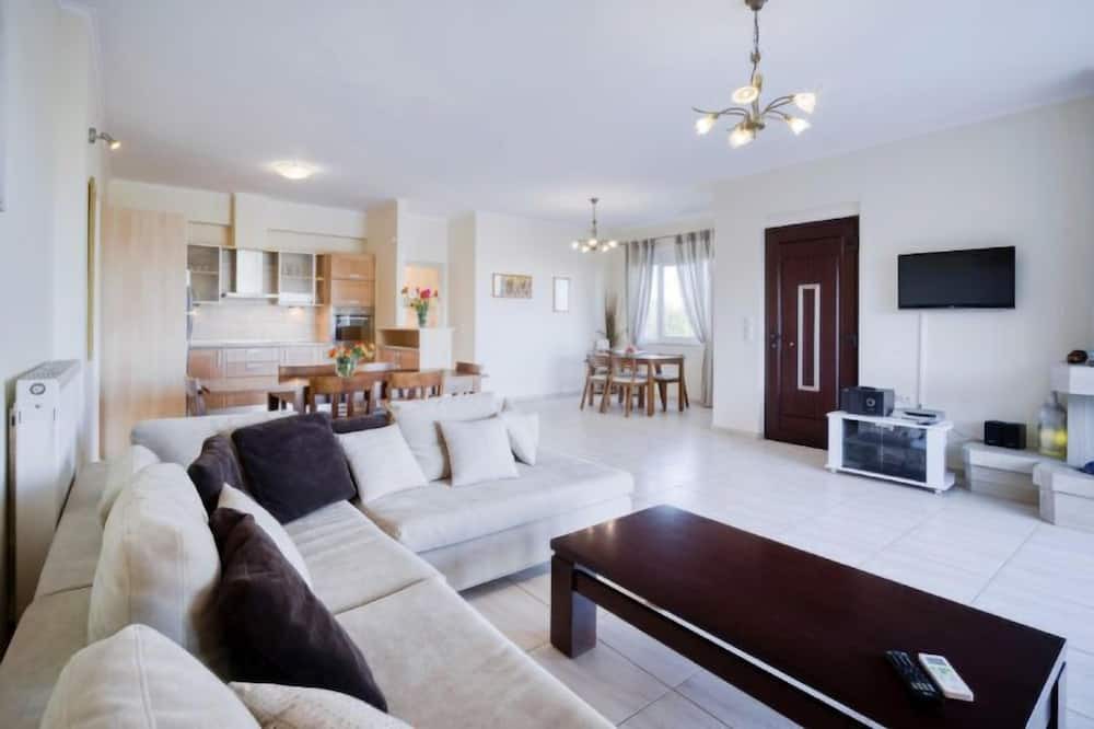 Photo of Livingroom in Stavromenos