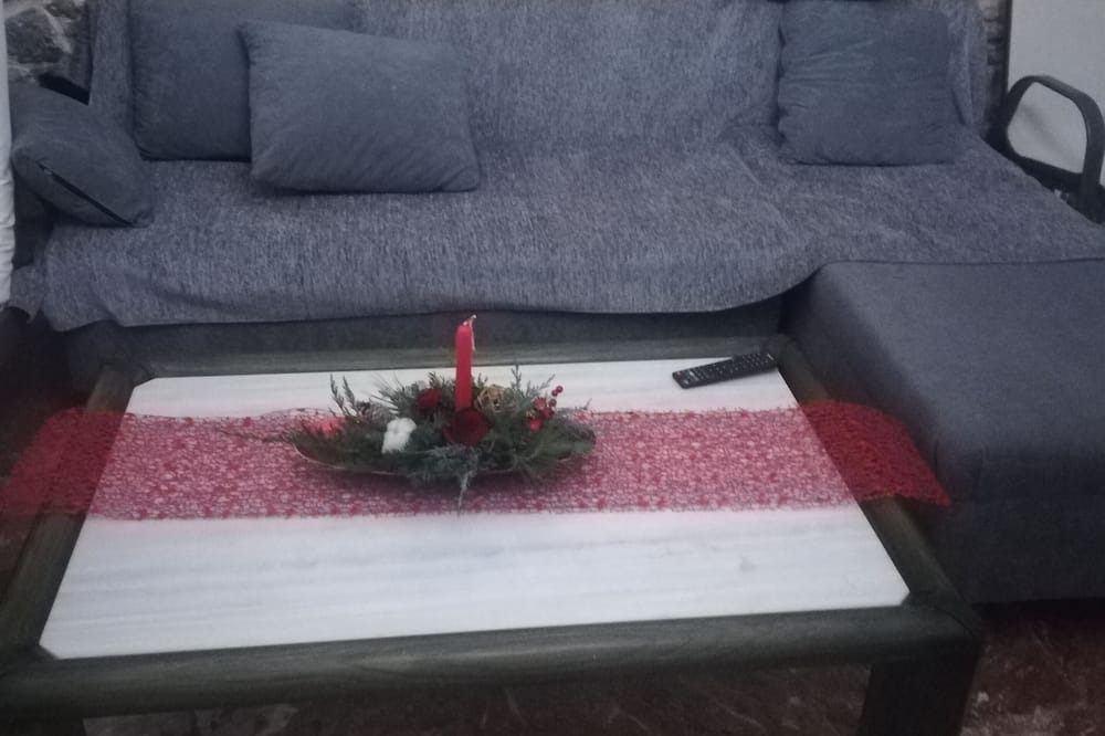 Photo of Livingroom in Omales