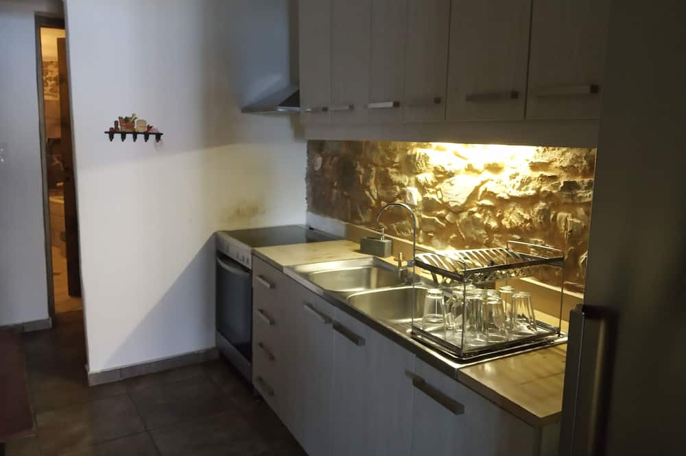 Photo of Kitchen in Omales