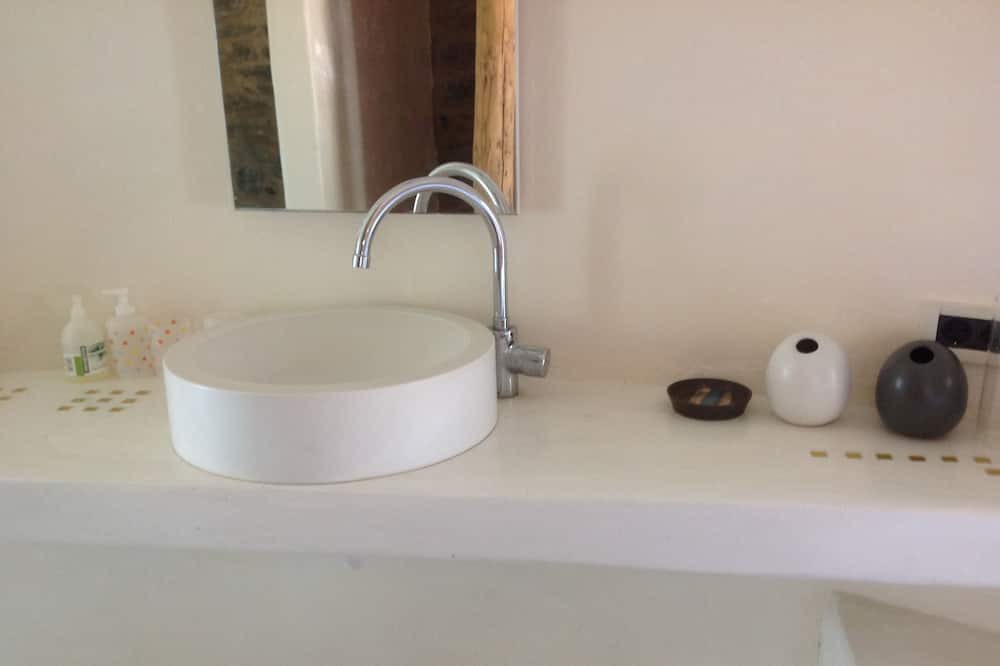 Photo of Bathroom in Ydrousa