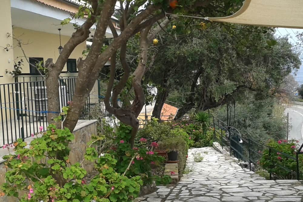 Photo of Outdoor in Agios Ioannis Peristeron
