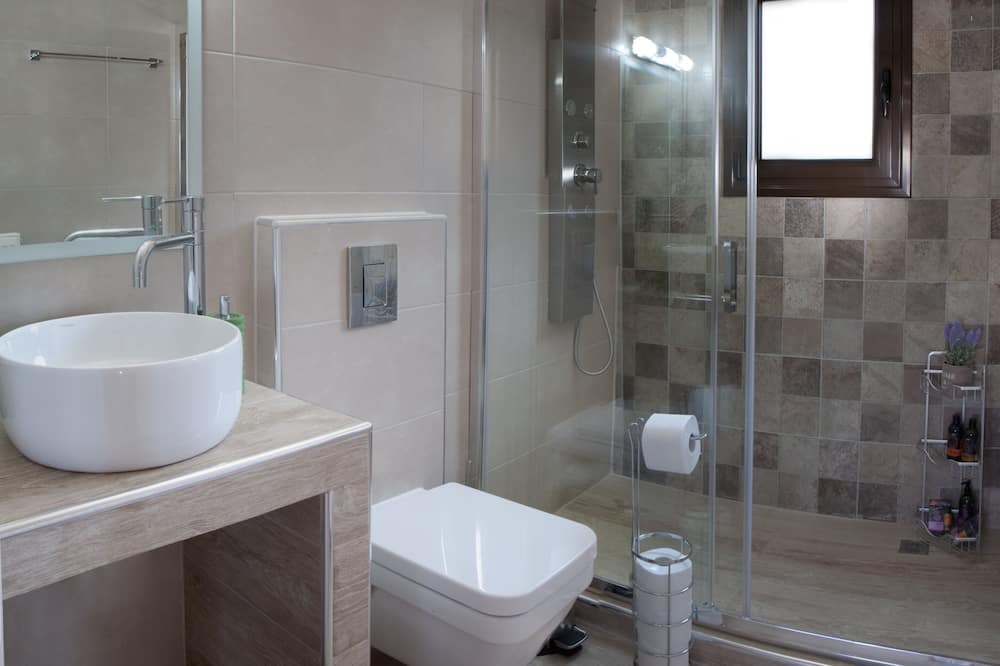 Photo of Bathroom in Kounoupidiana