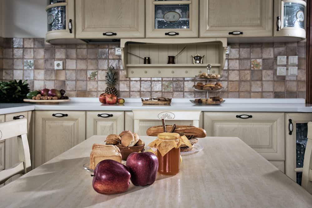 Photo of Kitchen in Lagopodo