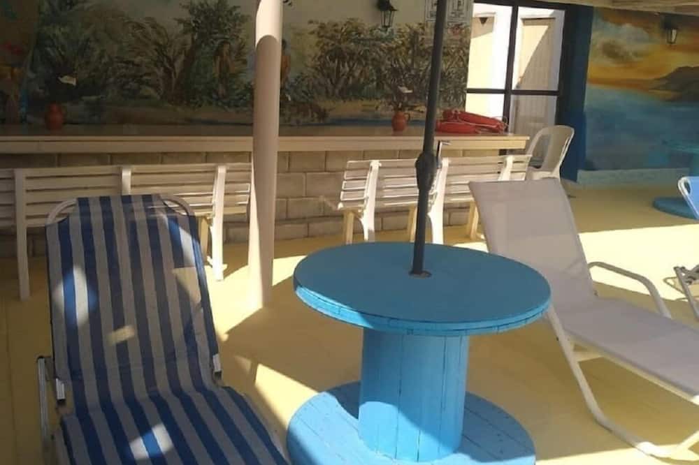 Photo of Patio Balcony in Gournai