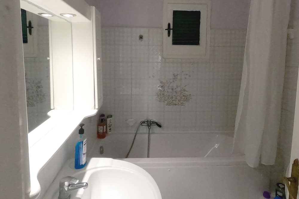 Photo of Bathroom in Liapades