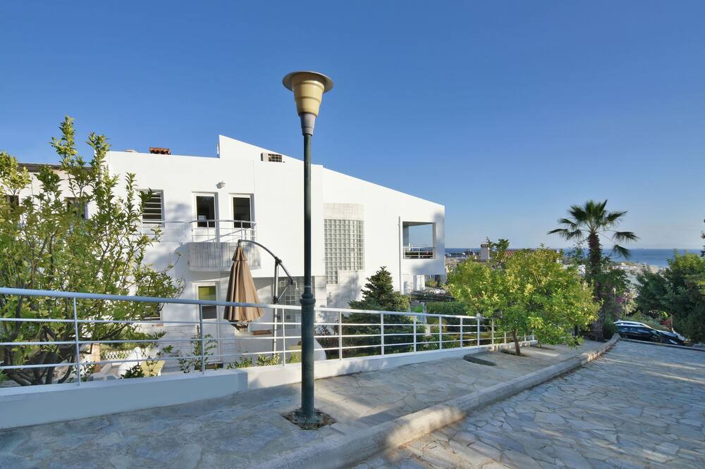 Photo of Others in Alimos