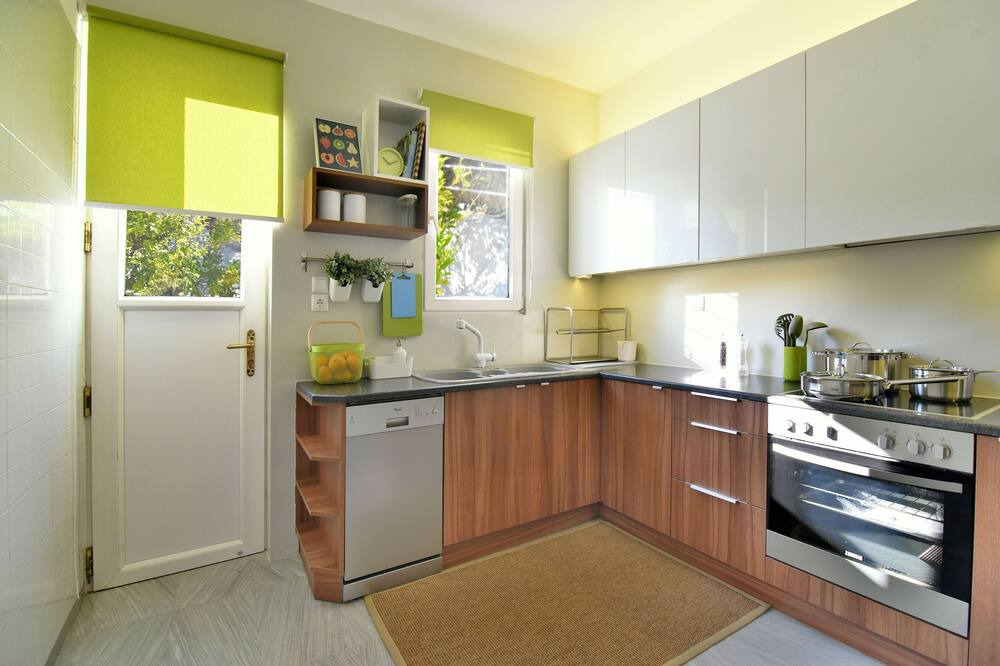 Photo of Kitchen in Alimos