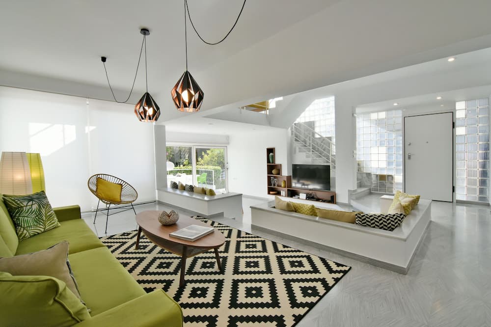 Photo of Livingroom in Alimos