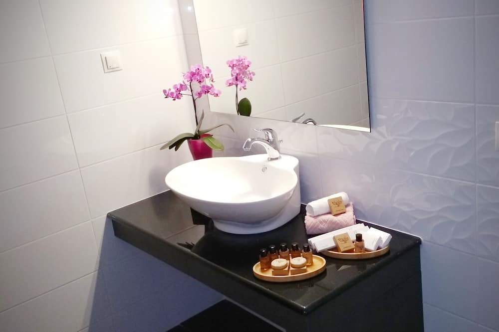 Photo of Bathroom in Pelekas