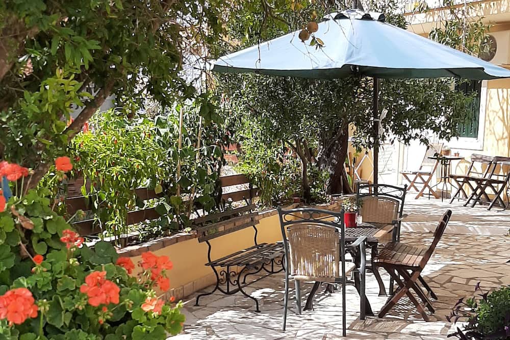 Photo of Patio Balcony in Pelekas