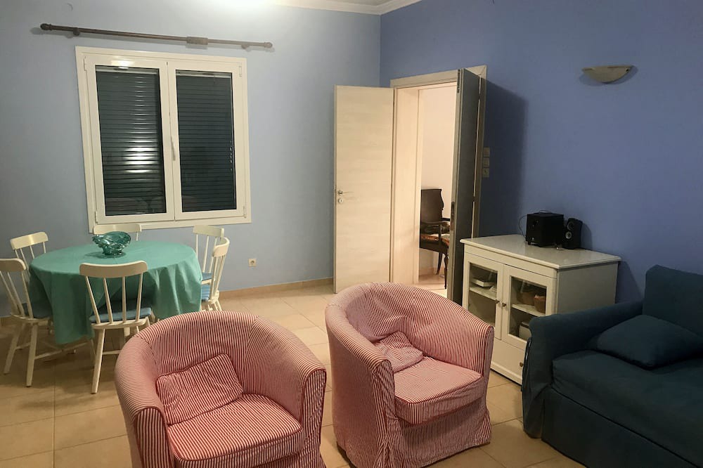Photo of Livingroom in Mikri Mantineia