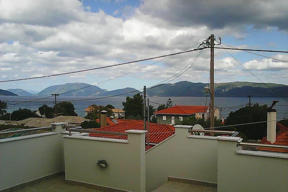 Photo of Patio Balcony in Karavomylos