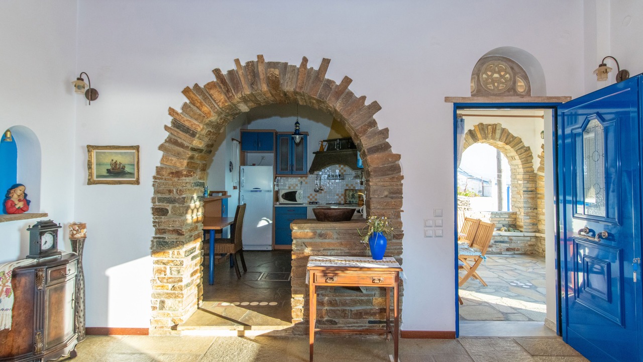 Photo of Kitchen in Exomvourgo