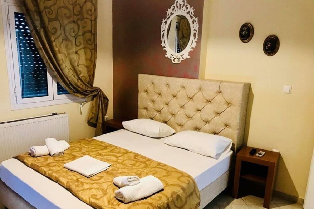 Photo of Bedroom in Selinia