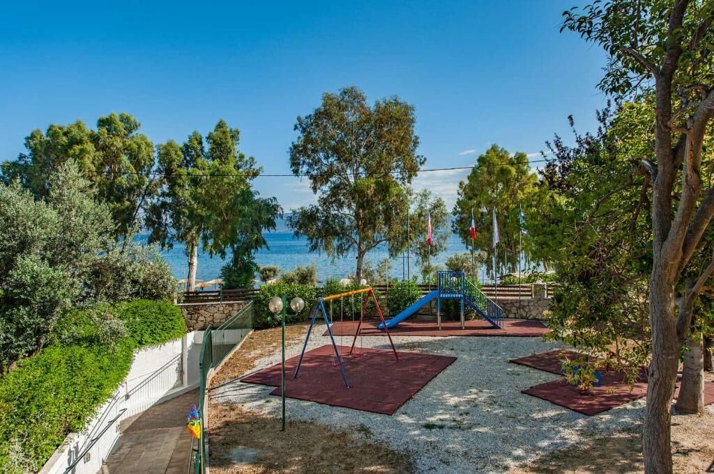 Photo of Others in Eretria