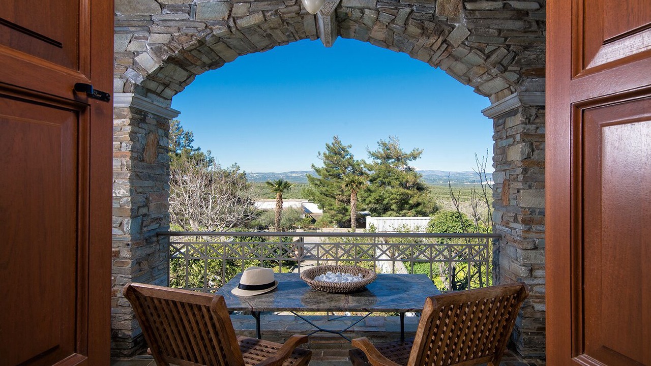 Photo of Outdoor in Minoa Pediada