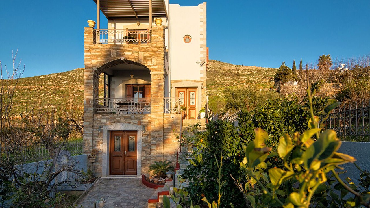 Photo of Outdoor in Minoa Pediada