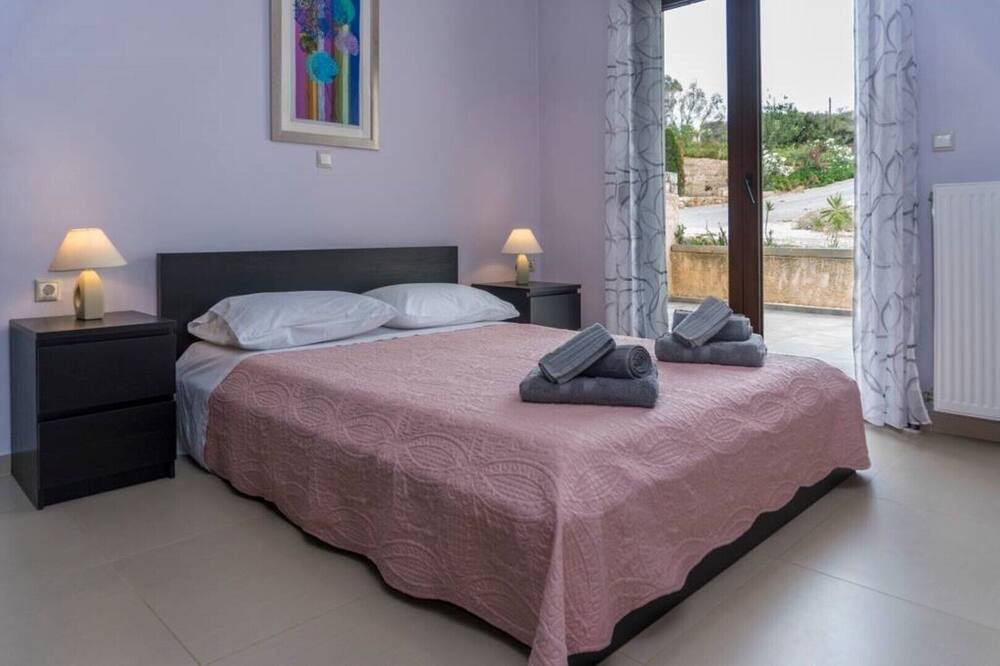 Photo of Bedroom in Pitharion