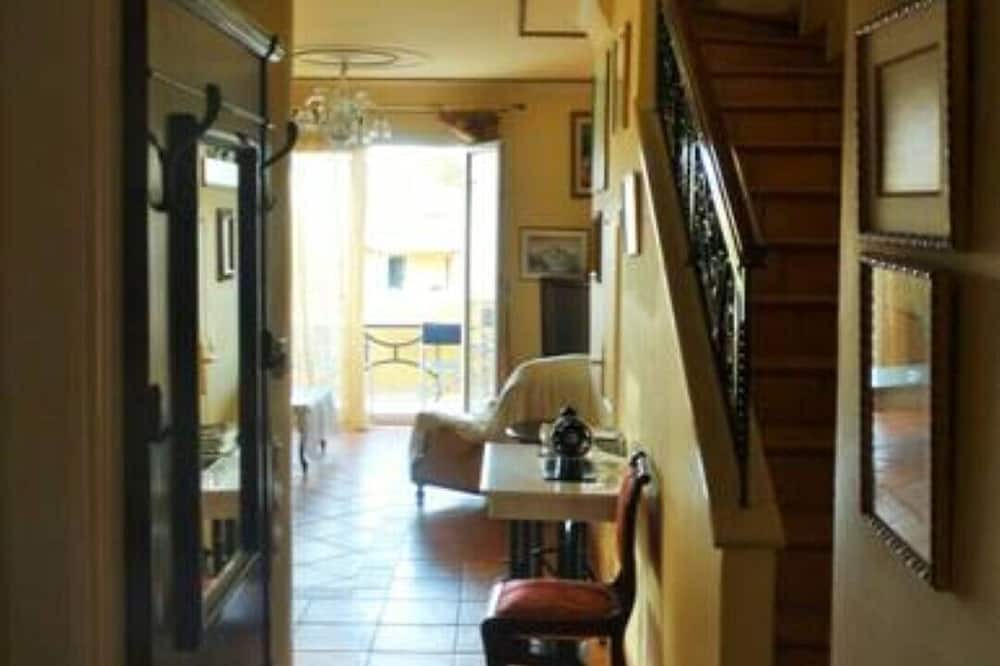 Photo of Livingroom in Corfu Town