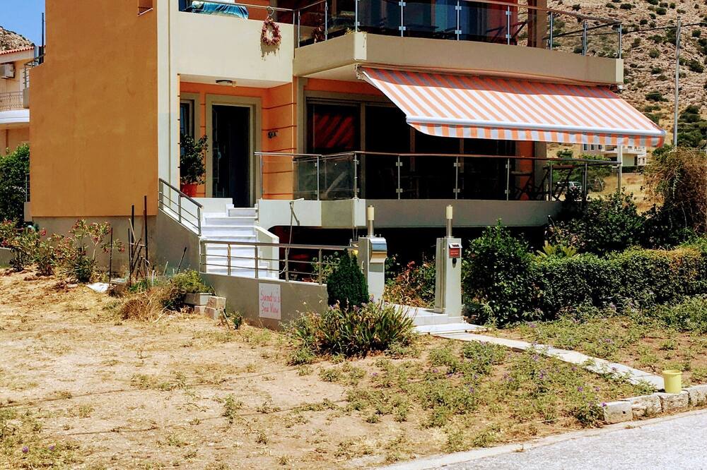 Photo of Outdoor in Charakas