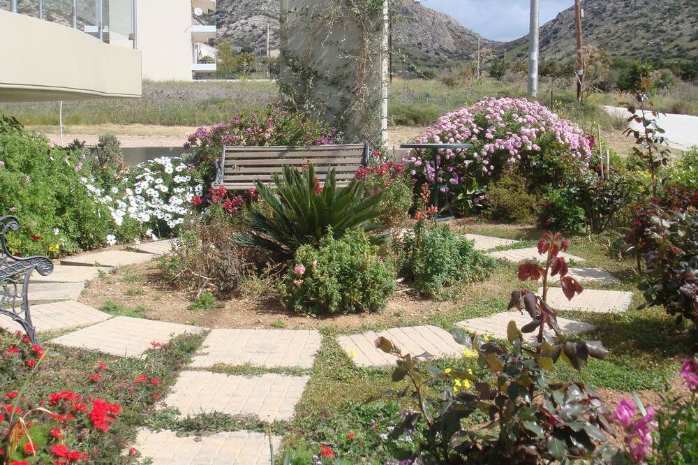 Photo of Outdoor in Charakas