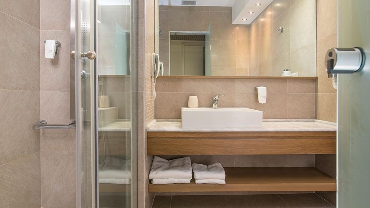 Photo of Bathroom in Katerini