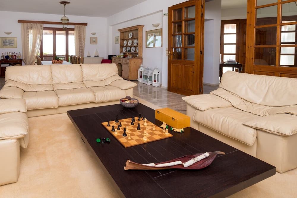 Photo of Livingroom in Atsipópoulon