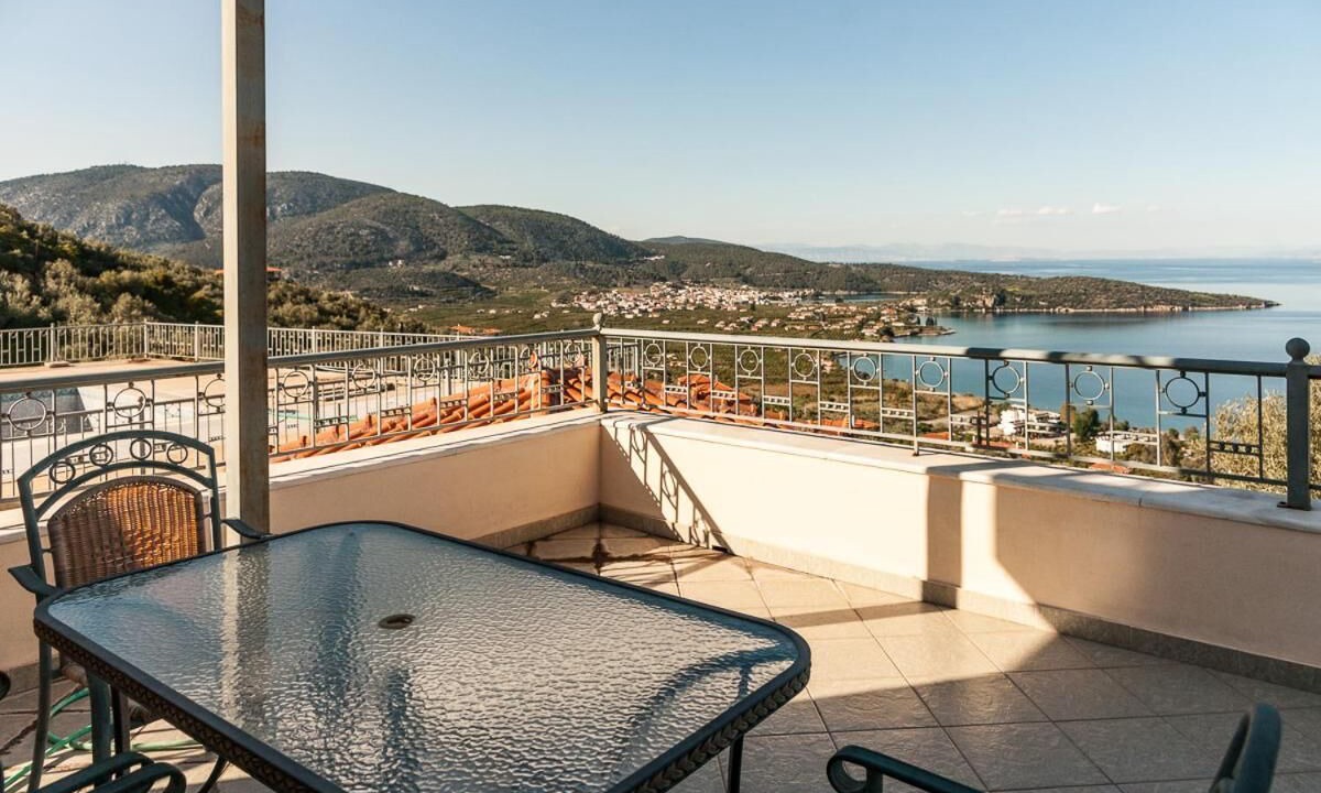 Photo of Patio Balcony in Melissopetra