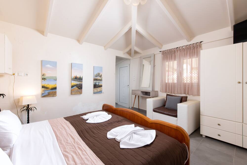 Photo of Bedroom in Stavros