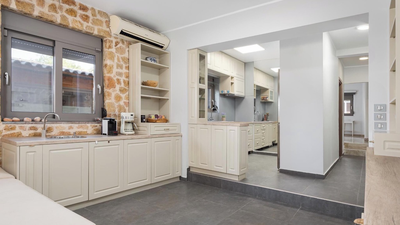 Photo of Livingroom in Anavyssos