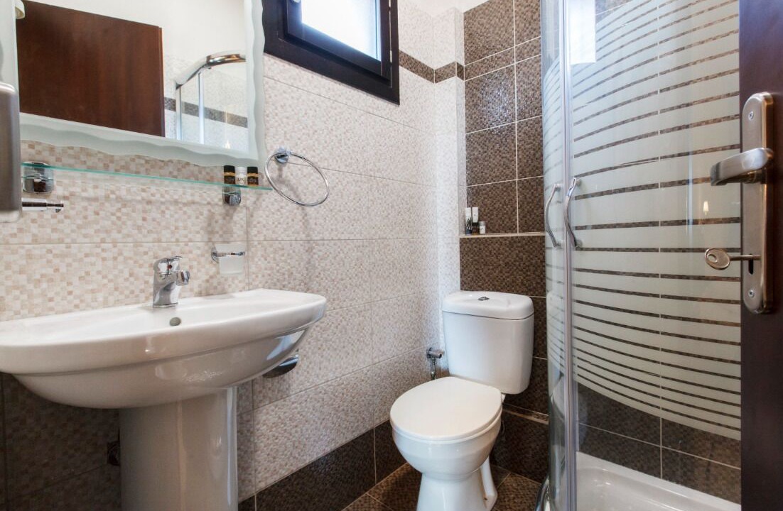 Photo of Bathroom in Koropi