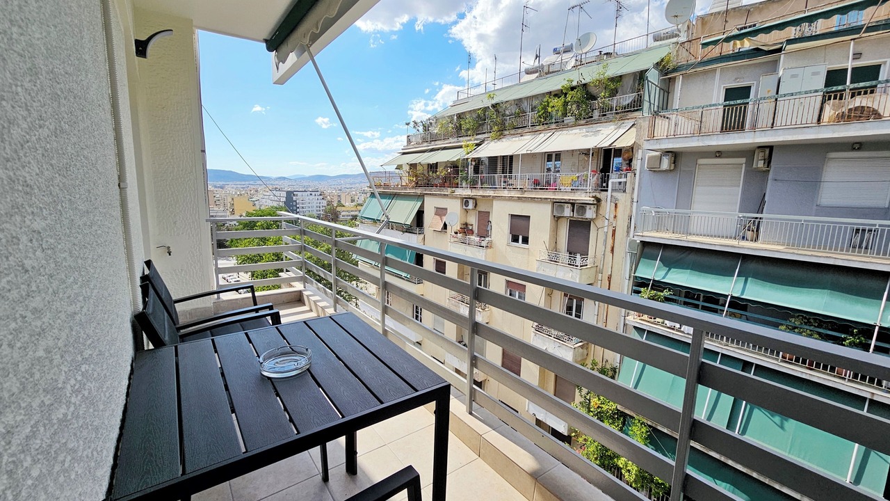 Photo of Patio Balcony in Omonia