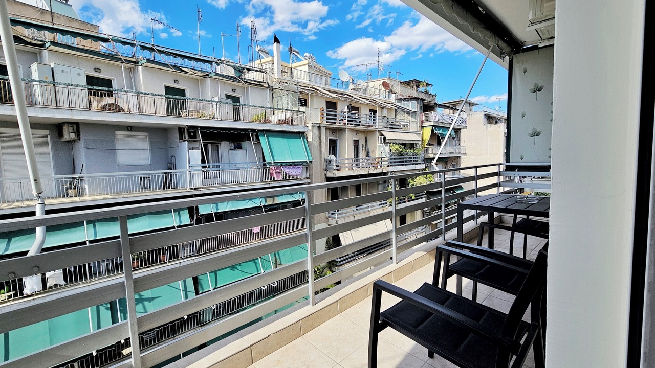 Photo of Patio Balcony in Omonia