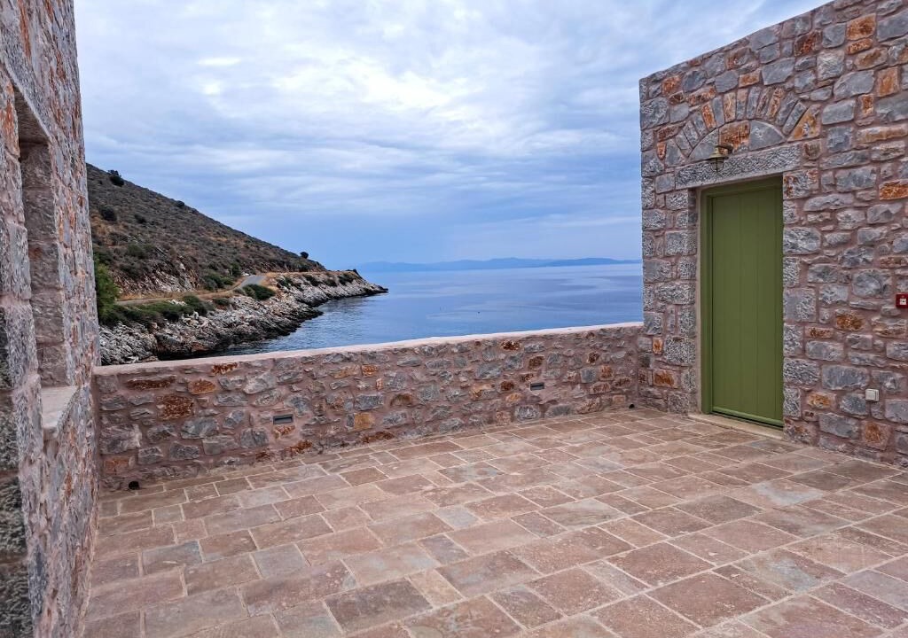 Photo of Bedroom in East Mani