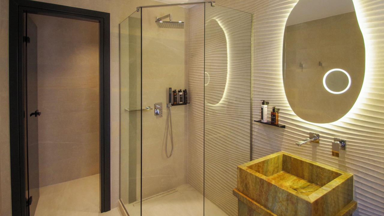 Photo of Bathroom in Megas Gialos
