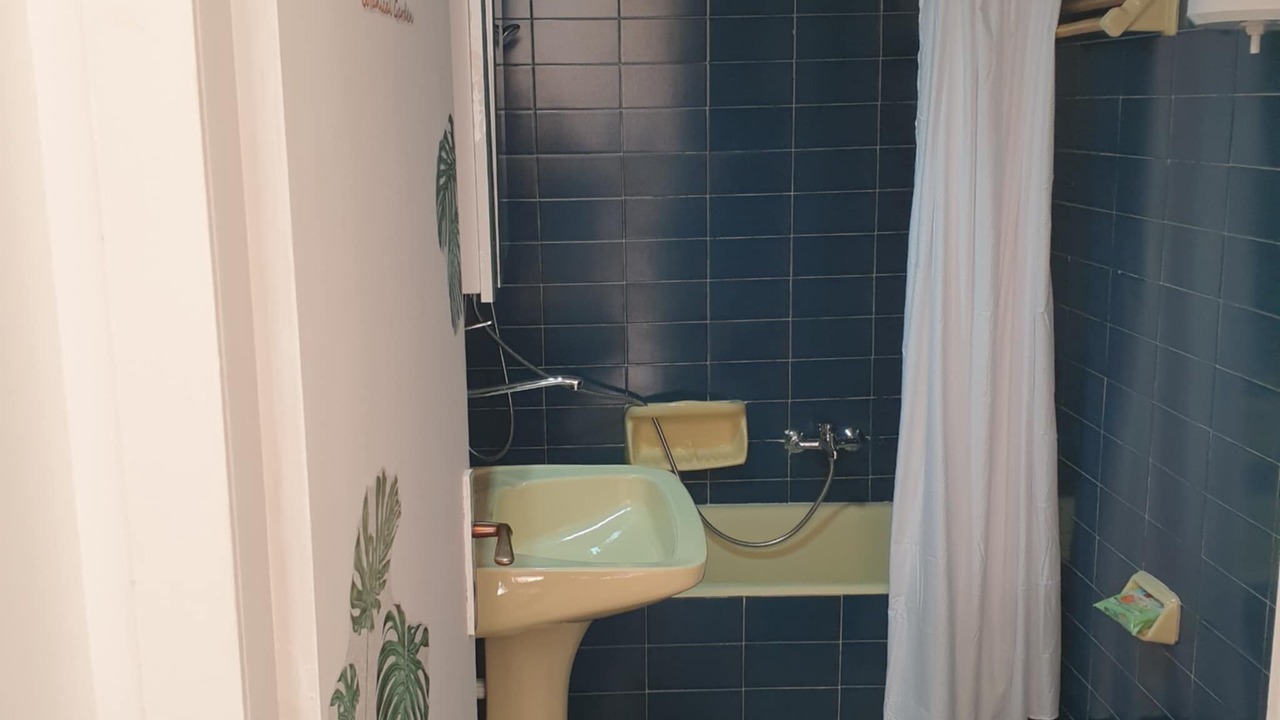 Photo of Bathroom in Ampelokipoi