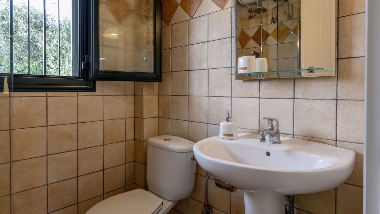 Photo of Bathroom in Kaligata