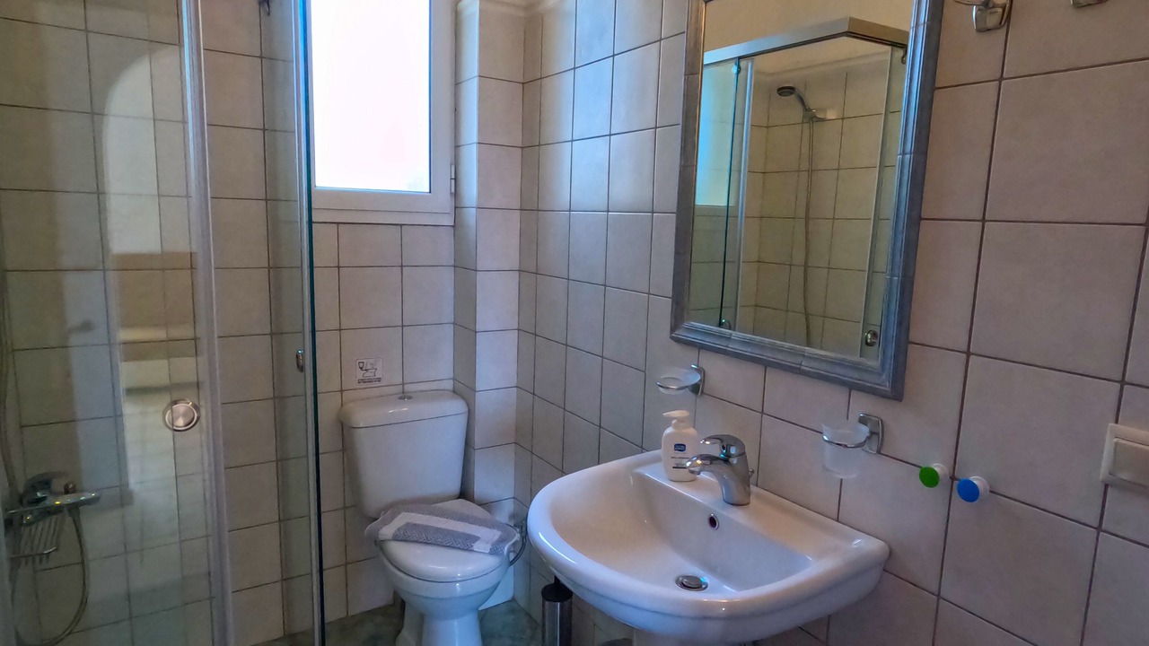 Photo of Bathroom in Frangokastellon