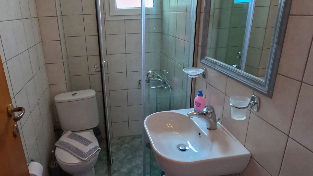 Photo of Bathroom in Frangokastellon