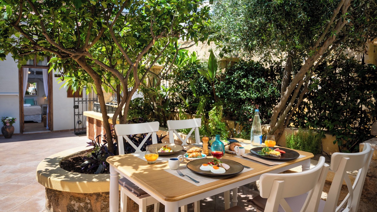 Photo of Patio Balcony in Rhodes Old Town