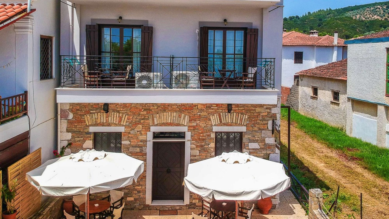 Photo of Outdoor in Platania