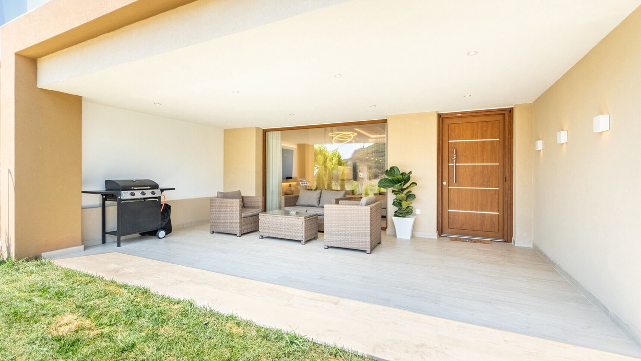 Photo of Outdoor in Vitalades