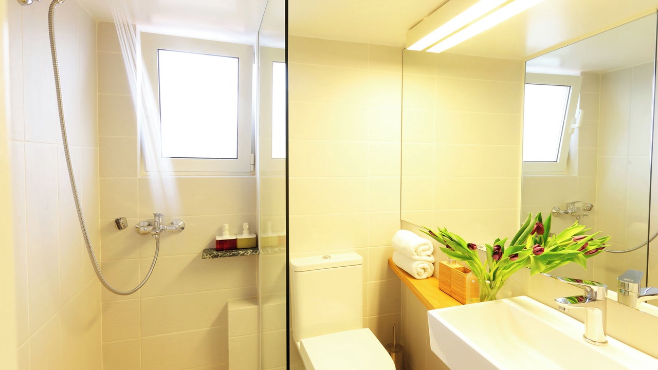 Photo of Bathroom in Thissio