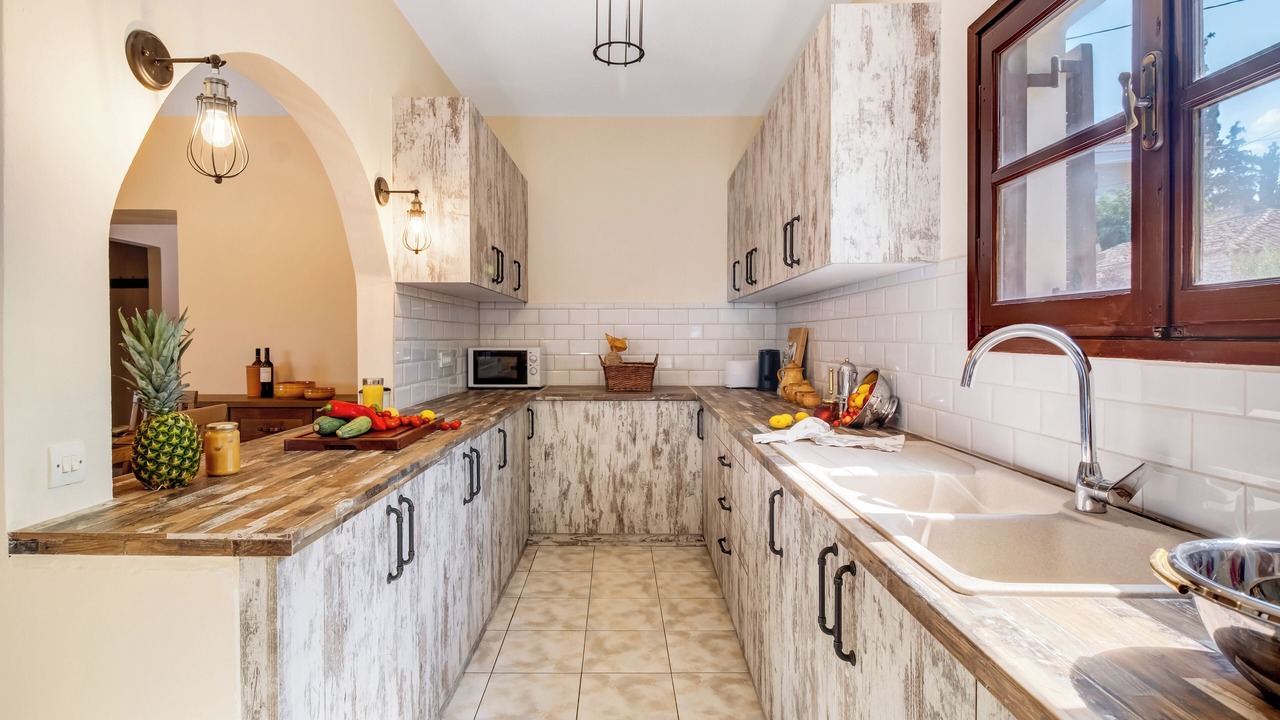 Photo of Kitchen in Nea Tirintha