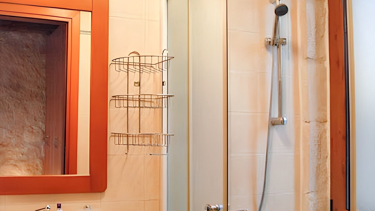 Photo of Bathroom in Tragaki