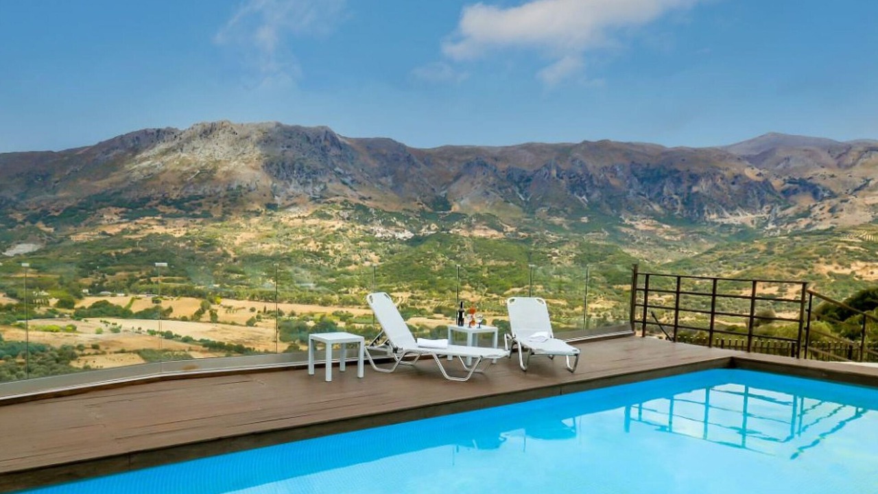 Photo of Outdoor in Amari