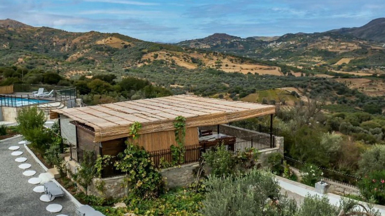 Photo of Outdoor in Amari