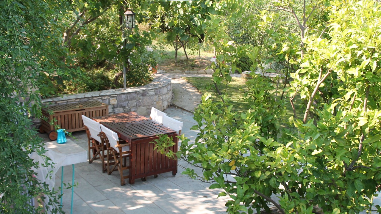 Photo of Outdoor in Kompi