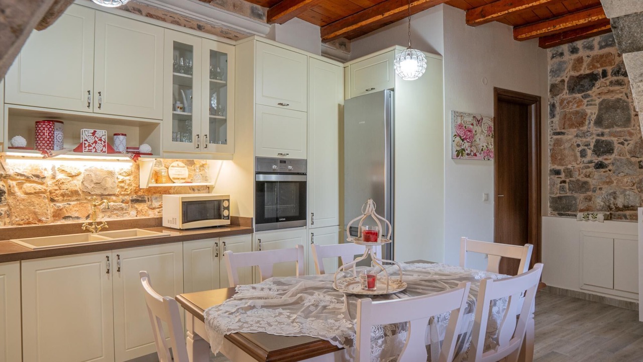 Photo of Kitchen in Ano Karouzana