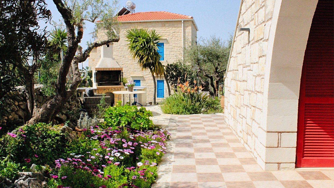 Photo of Outdoor in Drapanos